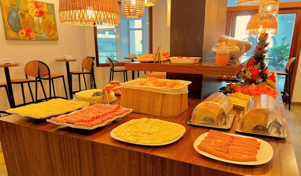 Hotel Atlantico Гуарапари Екстериор снимка