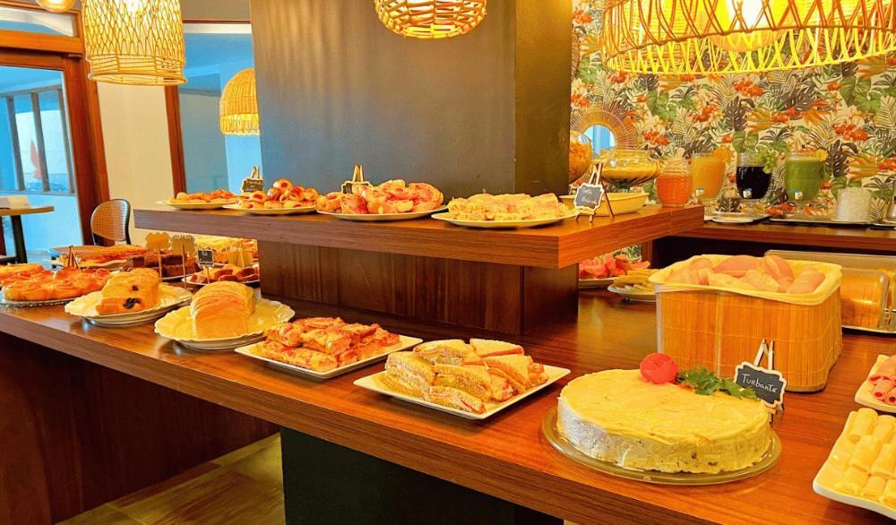 Hotel Atlantico Гуарапари Екстериор снимка